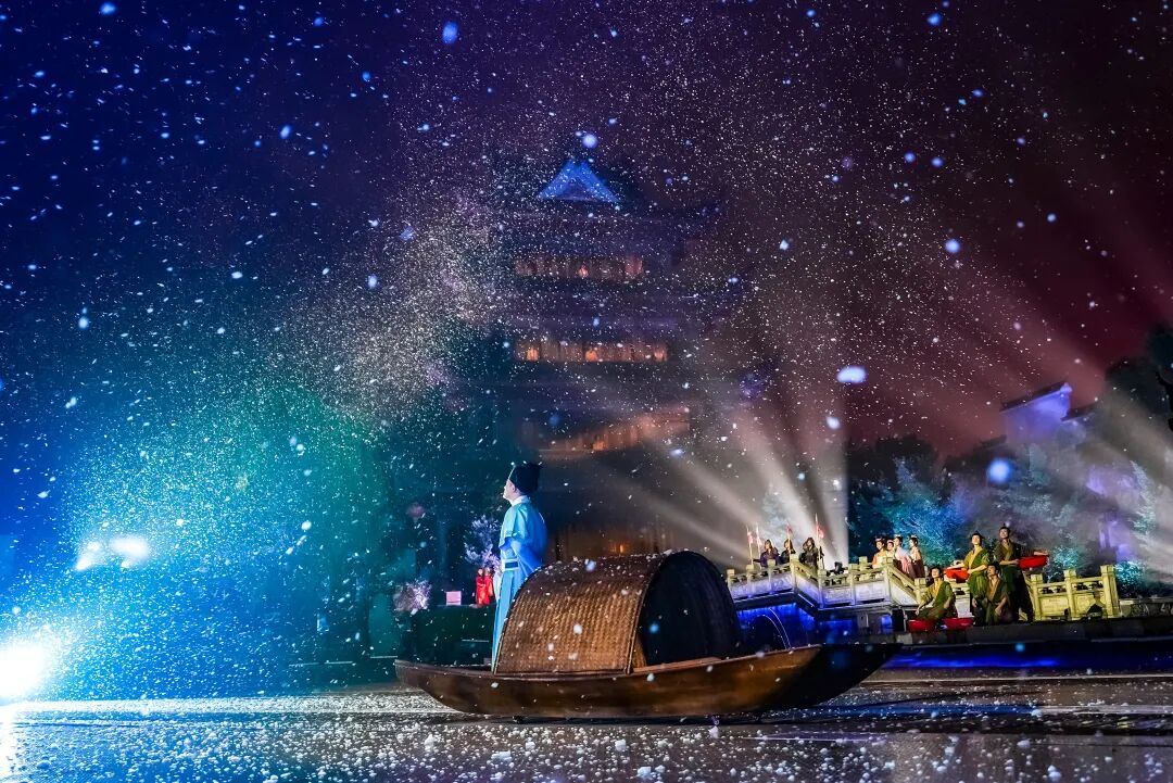 今晚有戏：橘子洲看《江天暮雪》，天心阁听相声，琴岛看到 20:30